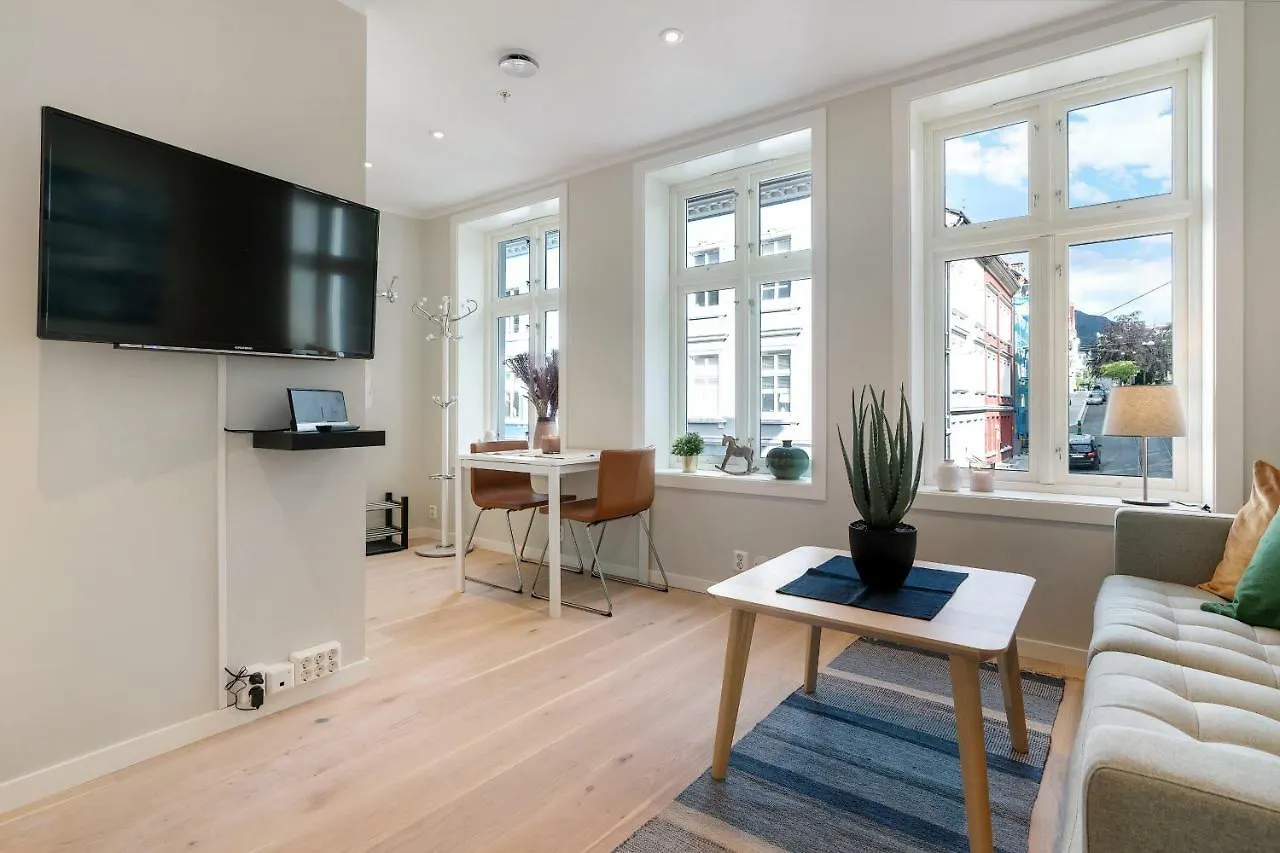 Barfot Apartments Bergen 0*,