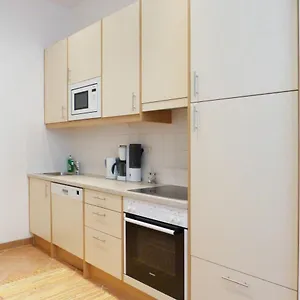 https://riess-apartments-rotenhofgasse.vienna-besthotels.com